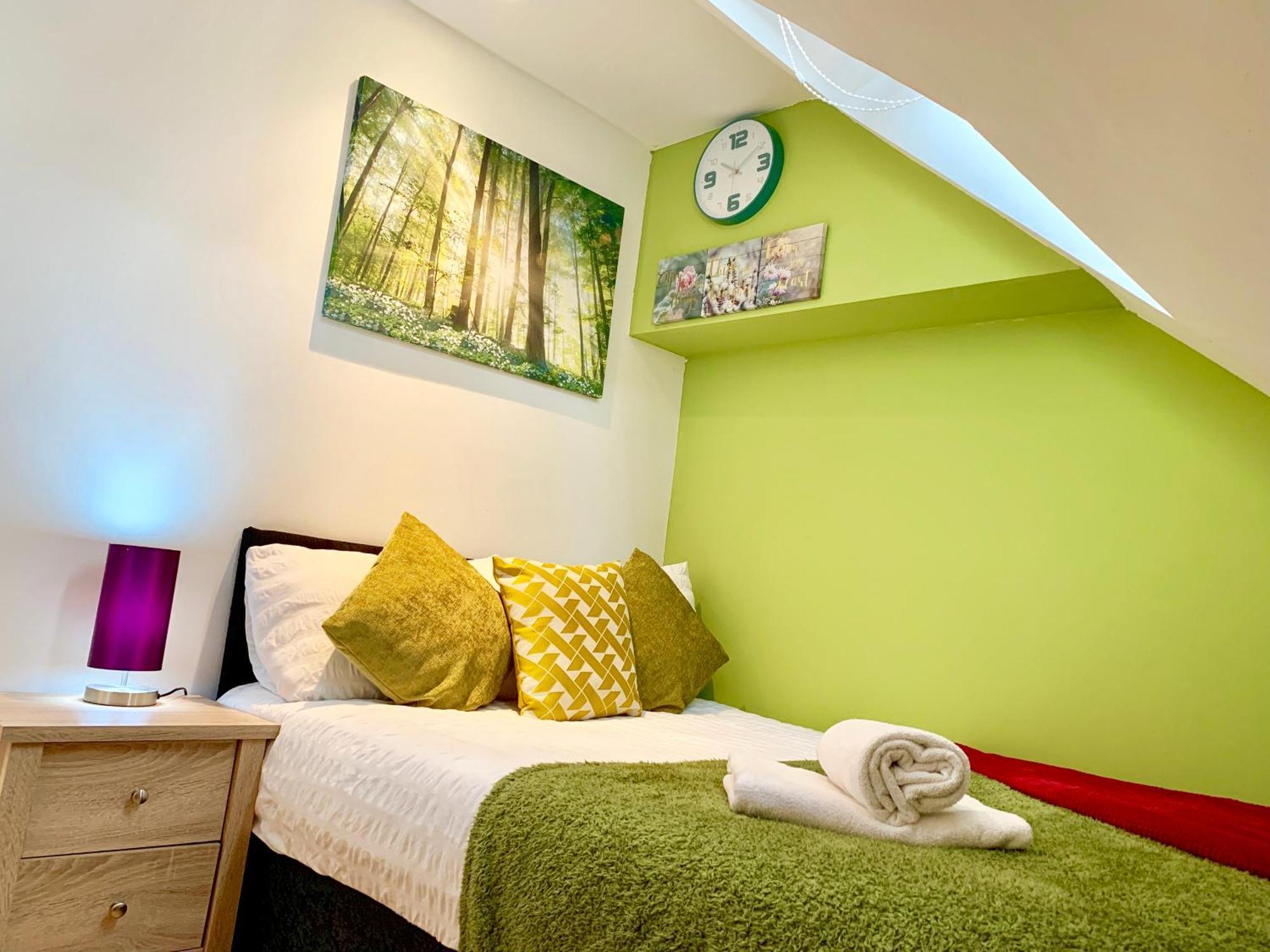 1 Bed Apartment,Recep,Kitchen,Bath Ilford Esterno foto